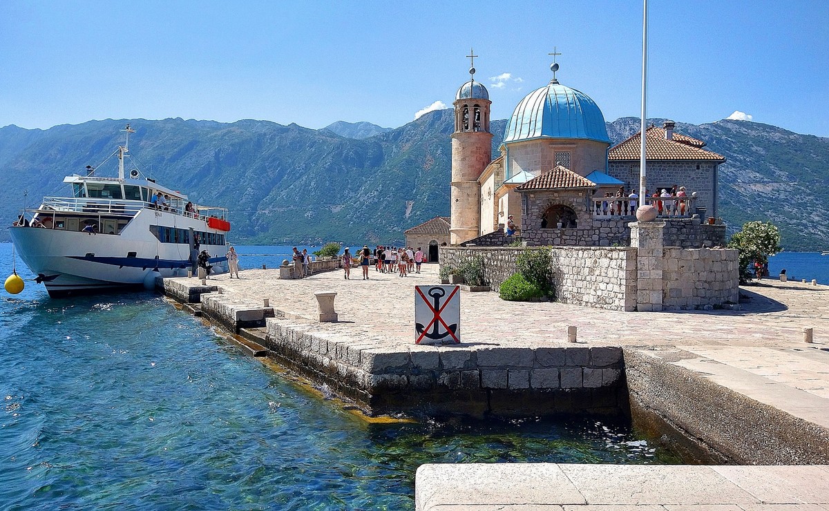 Czarnogóra - Wyspa Matki Boskiej na Skale - Zatoka Kotorska